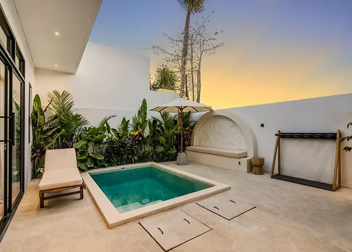 Special Nyepi Offer! Palm Residence Lot 22 Villa Uluwatu - Tranquil Stay With Modern Comfort