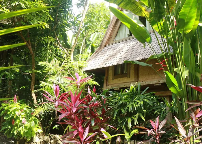 Roots Tree House Villa Uluwatu 